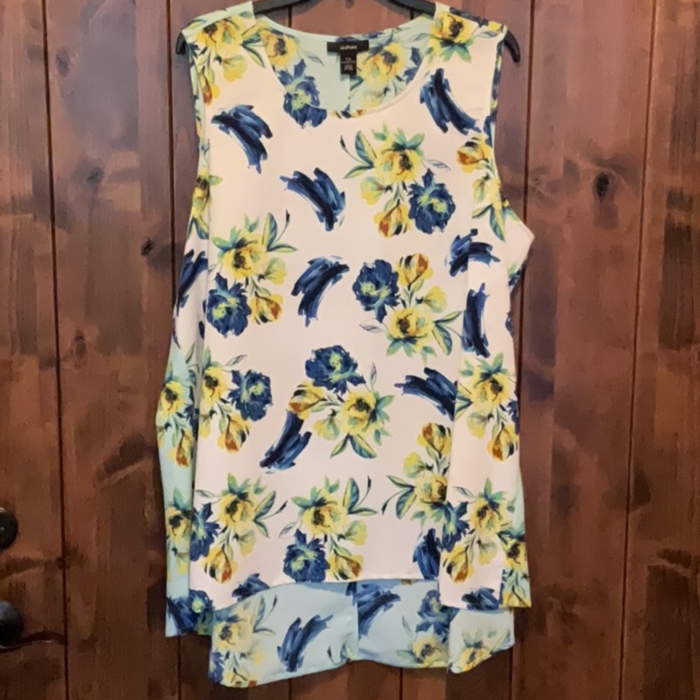 Alfani Asymmetrical Sleeveless Yellow and Blue Blouse
